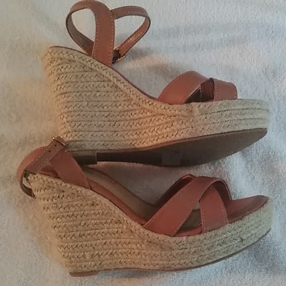 Weeboo Wedge Sandals 7.5 - Picture 3 of 6